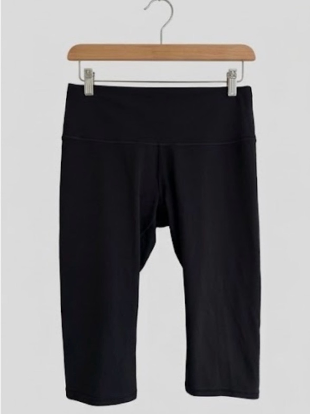 Athleta Transcend Mid Rise Cropped Capri Leggings in Black Size 1X